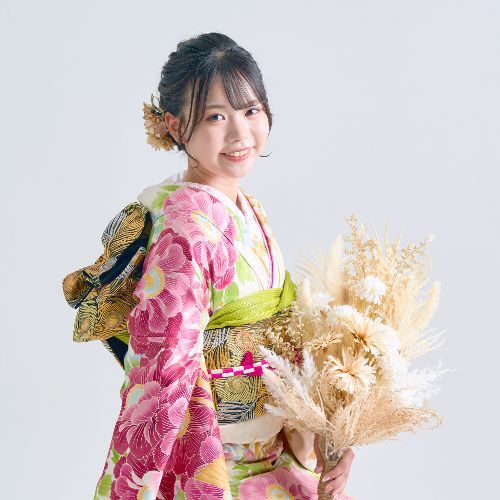 北見市 いわぶち 成人 振袖